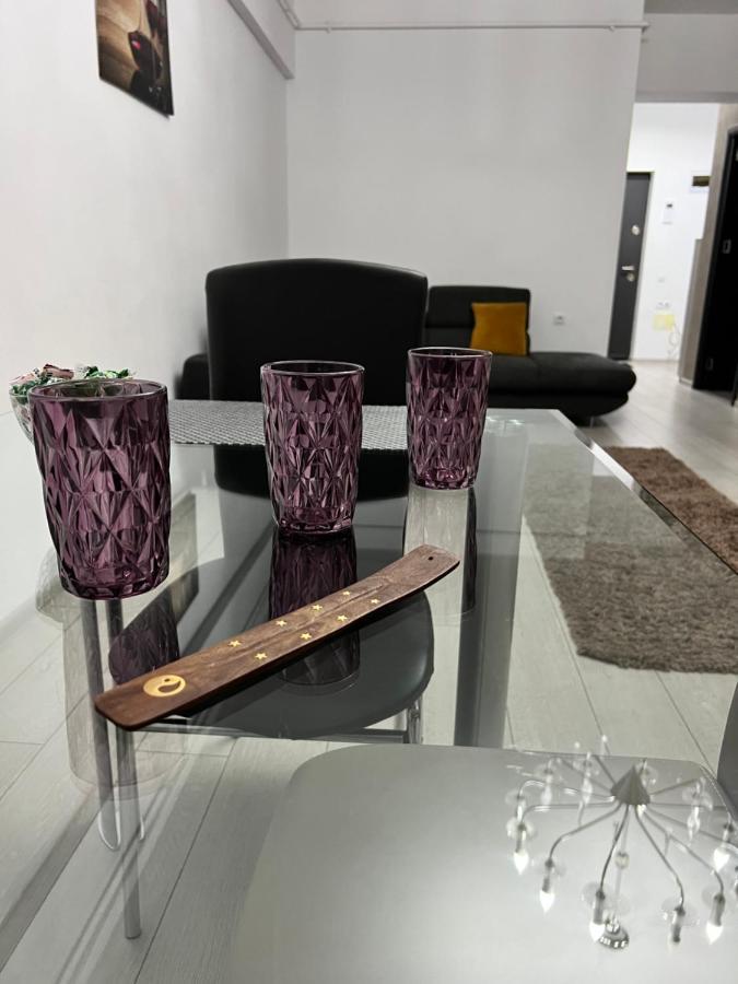 The Bliss Apartment Ramnicu Valcea Exterior photo